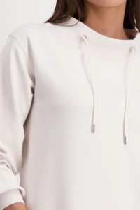 Stand-up collar sweatshirt