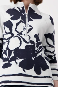 Jumper with floral pattern