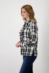 Blouse with check pattern