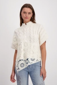 Jumper with lace