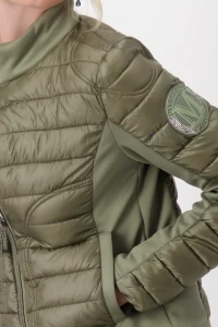 Quilted jacket with neoprene