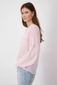 Airy blouse