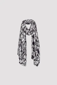 Lightweight scarf with animal print