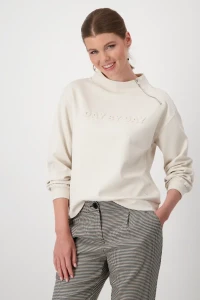 Sweatshirt with 3D script