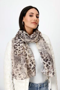 Light scarf with leopard paisley pattern