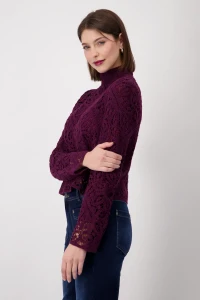 Jumper with Cornelly crochet pattern