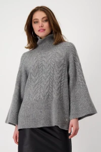 Pullover mit Zopfmuster