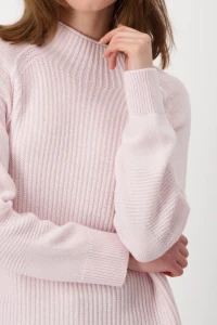 Jumper with mix of textures