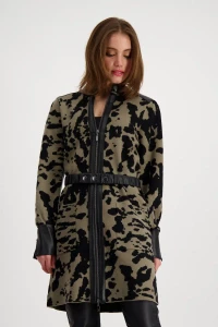 Knitted coat with leopard camouflage pattern