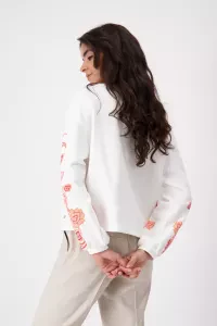 Sweatshirt with mandala pattern