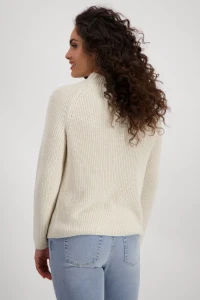 Basic stand-up collar jumper