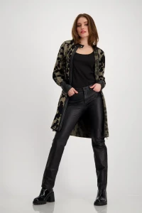 Knitted coat with leopard camouflage pattern