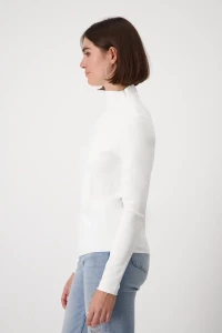 Shirt with stand-up collar