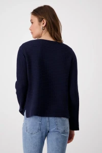 Gerippter Pullover