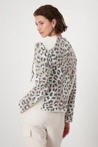 Jumper with leopard pattern