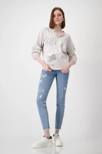 Sweatshirt with decorative script