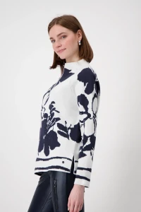 Jumper with floral pattern