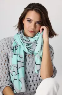 Scarf with flowers