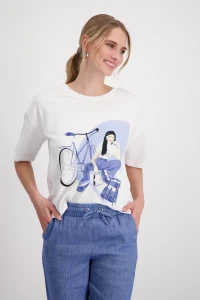 T-shirt with woman drawing