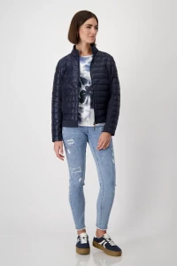 Quilted jacket with neoprene