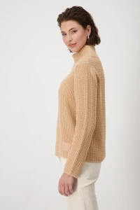 Knitted jumper with stand-up collar