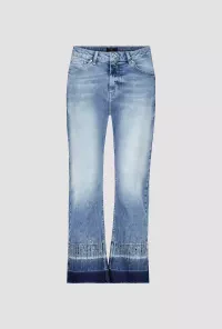 7/8 boot-cut jeans with rhinestones