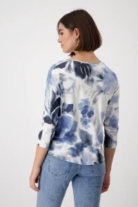 Shirt with floral pattern