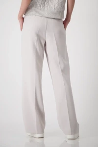 Wide-leg trousers