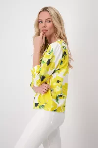 Long sleeve flowered sweatshirt